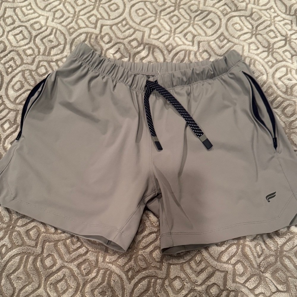 Fabletics “The One Short 5in”